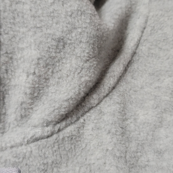 Disney-Hooded sweater size 4x, gray color with Winnie Pooh design on the front✨️ - Picture 10 of 12